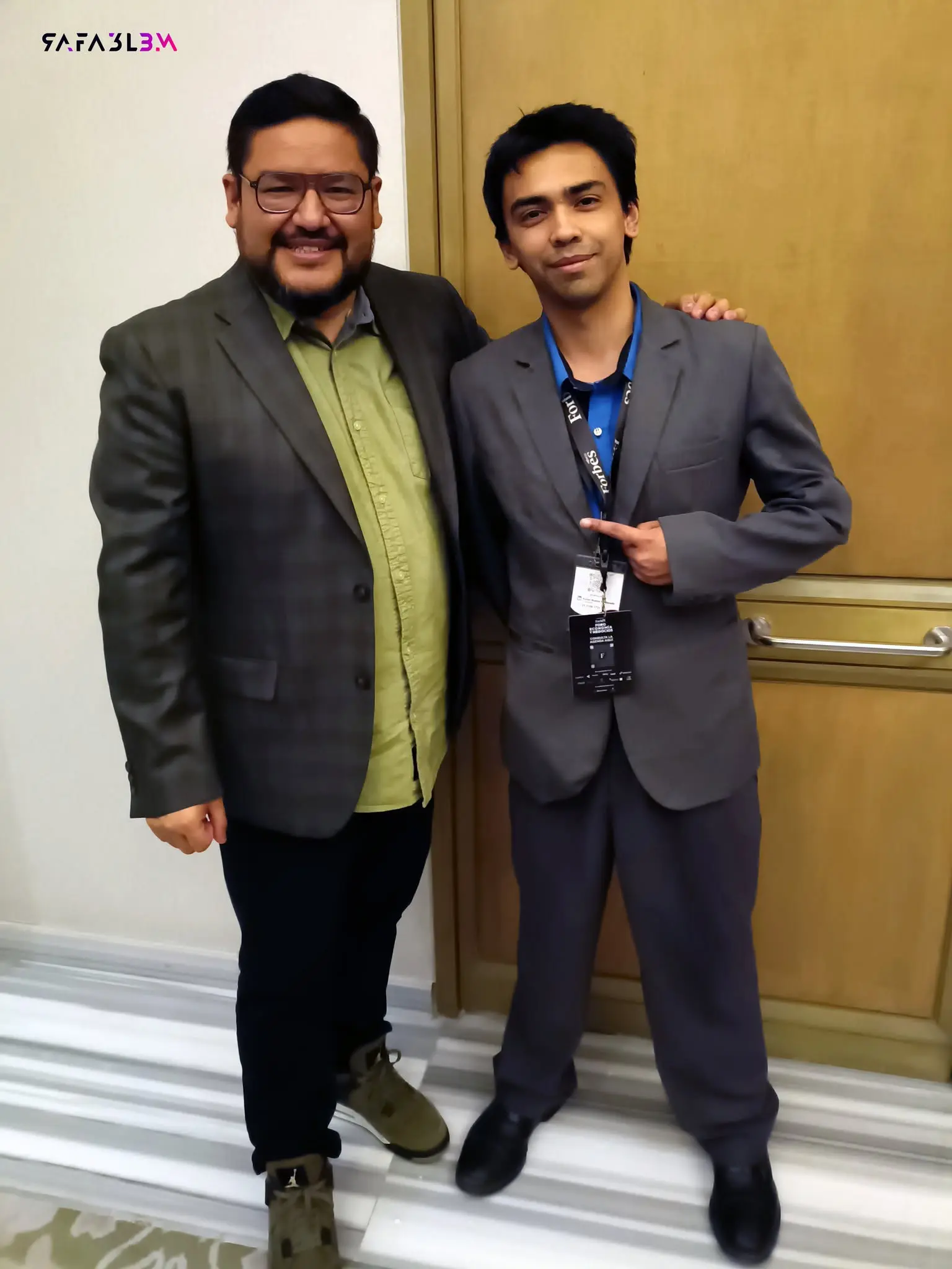 Rafael Bustos Maldonado junto a Gamaliel Soriano en el Foro Economía y Negocios Forbes MX 2025