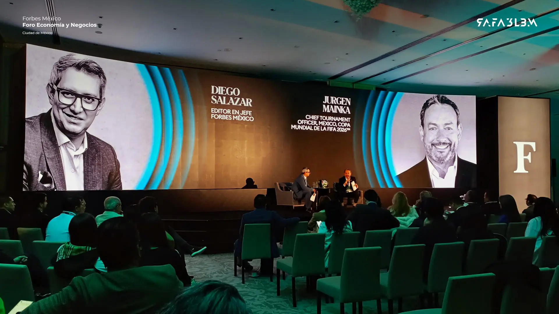 Escenario del Foro Economía y Negocios Forbes México 2025